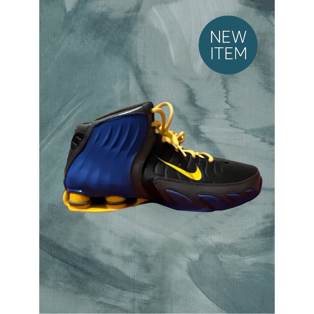Nike Shox Sneakers - Picture 3 of 10